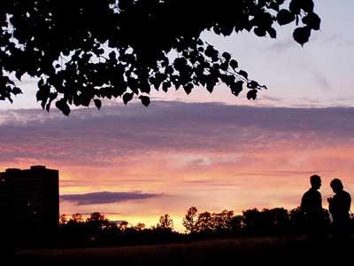 Sonnenuntergang hinter Asemwald, Stuttgarts kleinstem Stadtteil