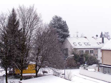 es schneit