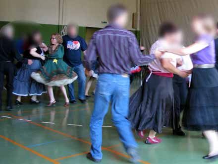 Gise beim Square Dance