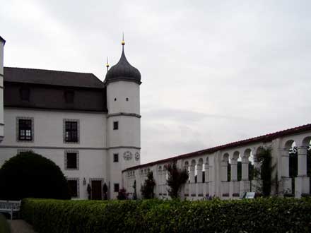 Teilansicht Schloss und Balustrade