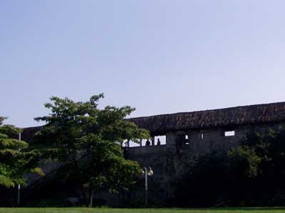 Dicker Turm