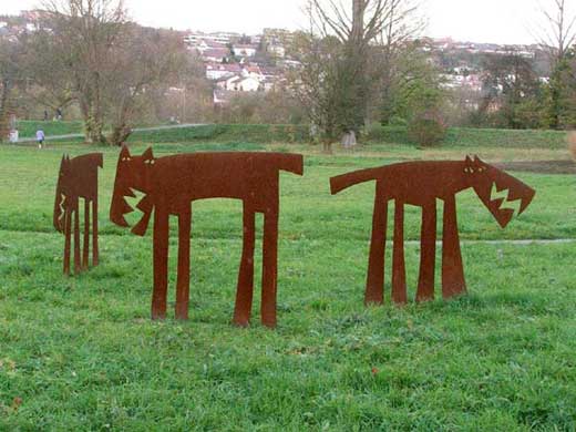 Skulptur 5 fremde Tiere